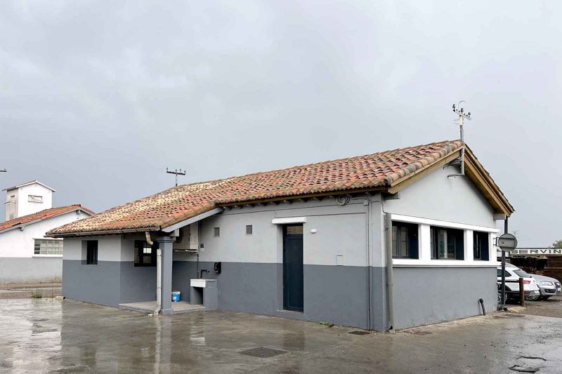 Reforma de oficinas y vestuarios impregna. Castejon